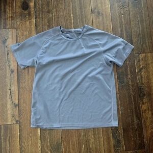 Men's Gray T-Shirt
